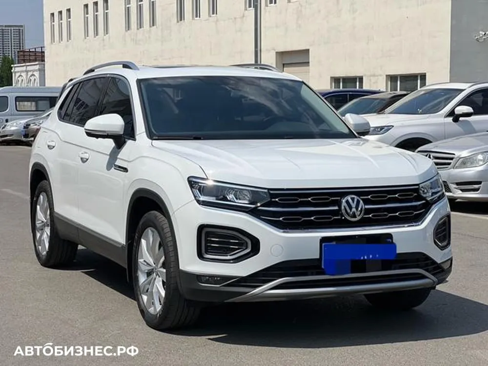 Volkswagen Tayron 2021 года - экстерьер, фото с площадки в Китае перед отправкой в Россию